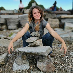 Meet your Posher, Stephanie